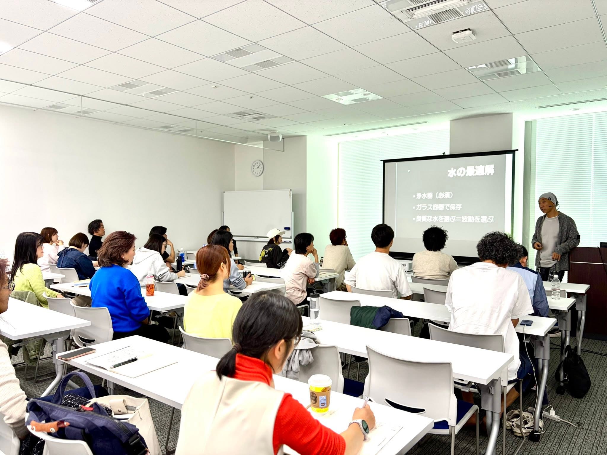 悲しみを手放せない理由とは？ニシダメソッドが教える”喪失を握る”心の仕組み